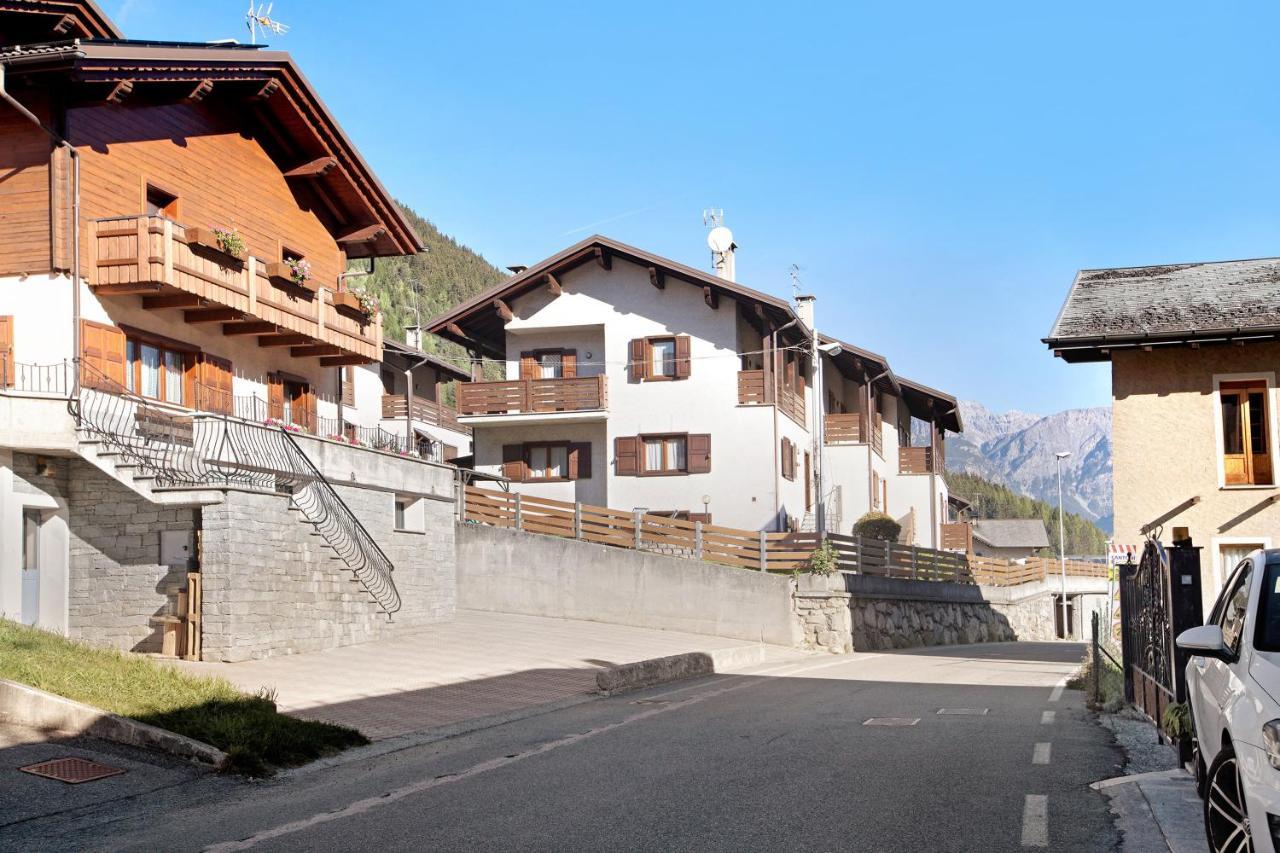 Villa Mountain Chalet Close To Bormio à Valdisotto Extérieur photo